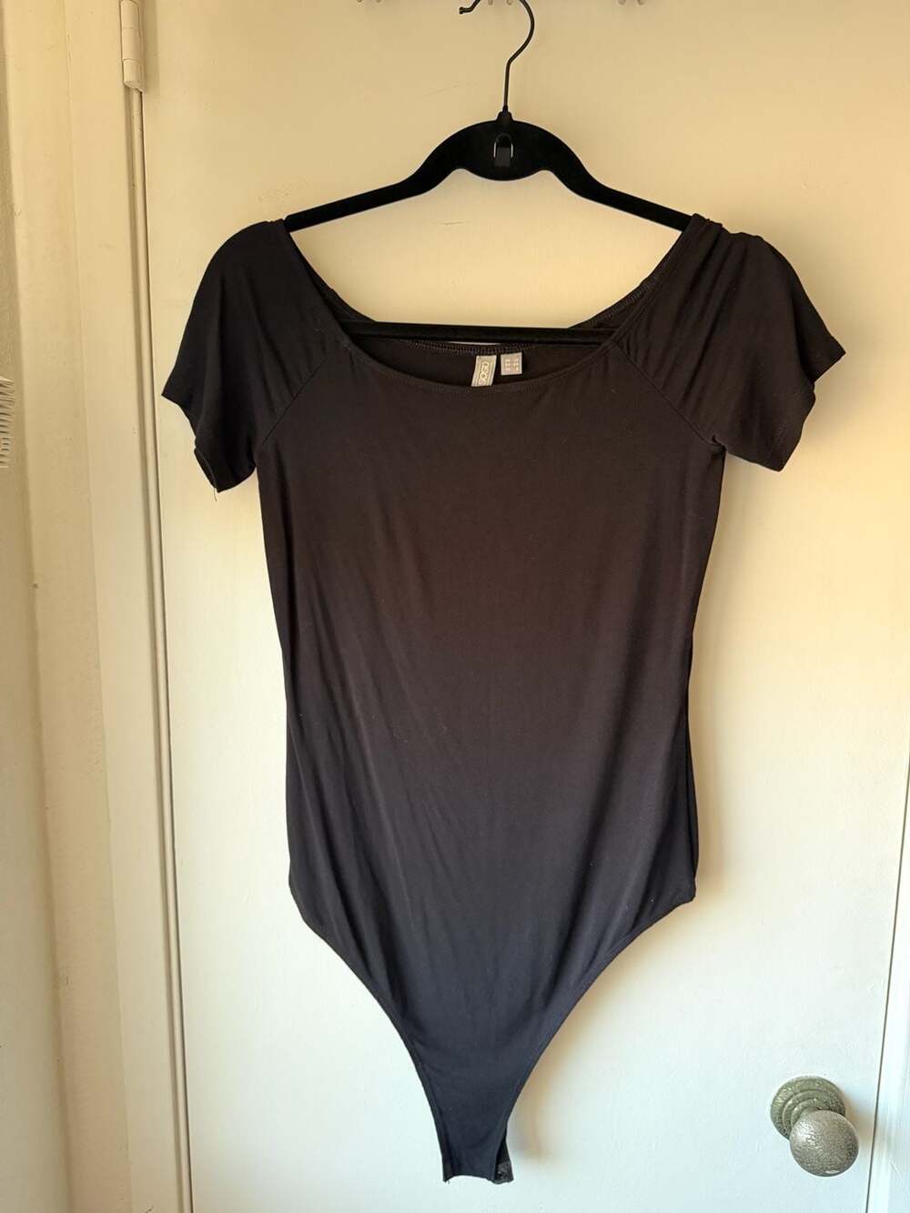 ASOS DESIGN Off Shoulder Short Sleeve Bodysuit Black Size US 8